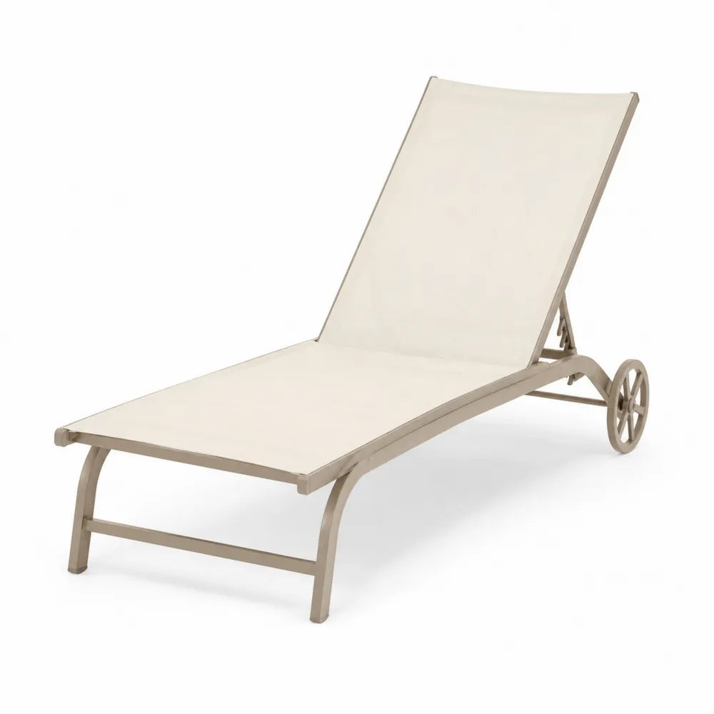 Lettino prendisole in alluminio con textilene beige